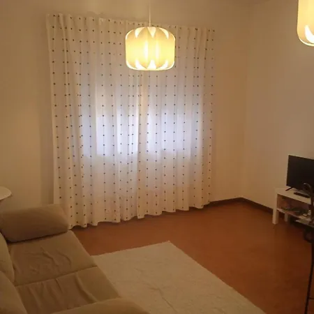 Apartamento T2 * エリセイラ